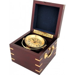 Часы в деревянной шкатулке CK183
